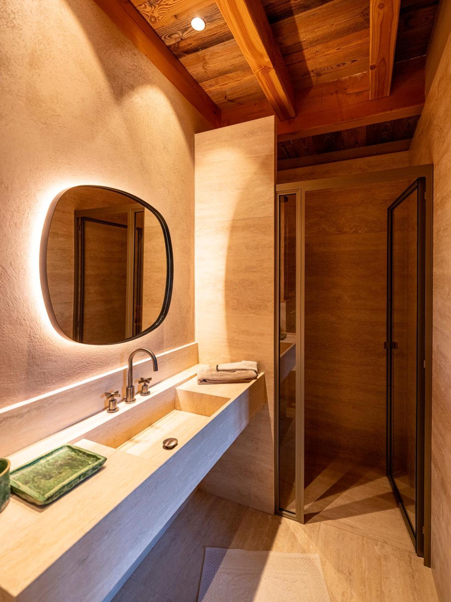 Superbe Ferme Renovee En Chalet De Luxe En Pleine Nature Barcelonnette Exteriör bild